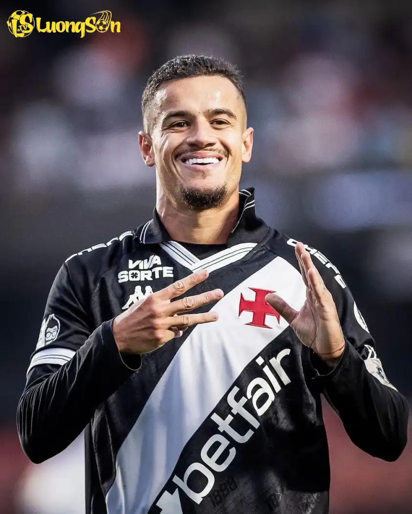 Philippe Coutinho lập cú đúp trong chiến thắng 6-0 của Vasco da Gama trước Santos
