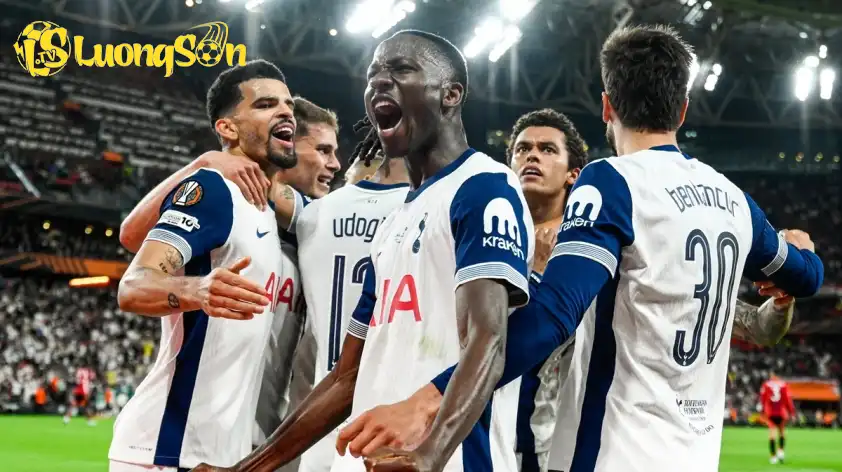 Tottenham quá vượt trội so với Doncaster. (Ảnh: Internet)